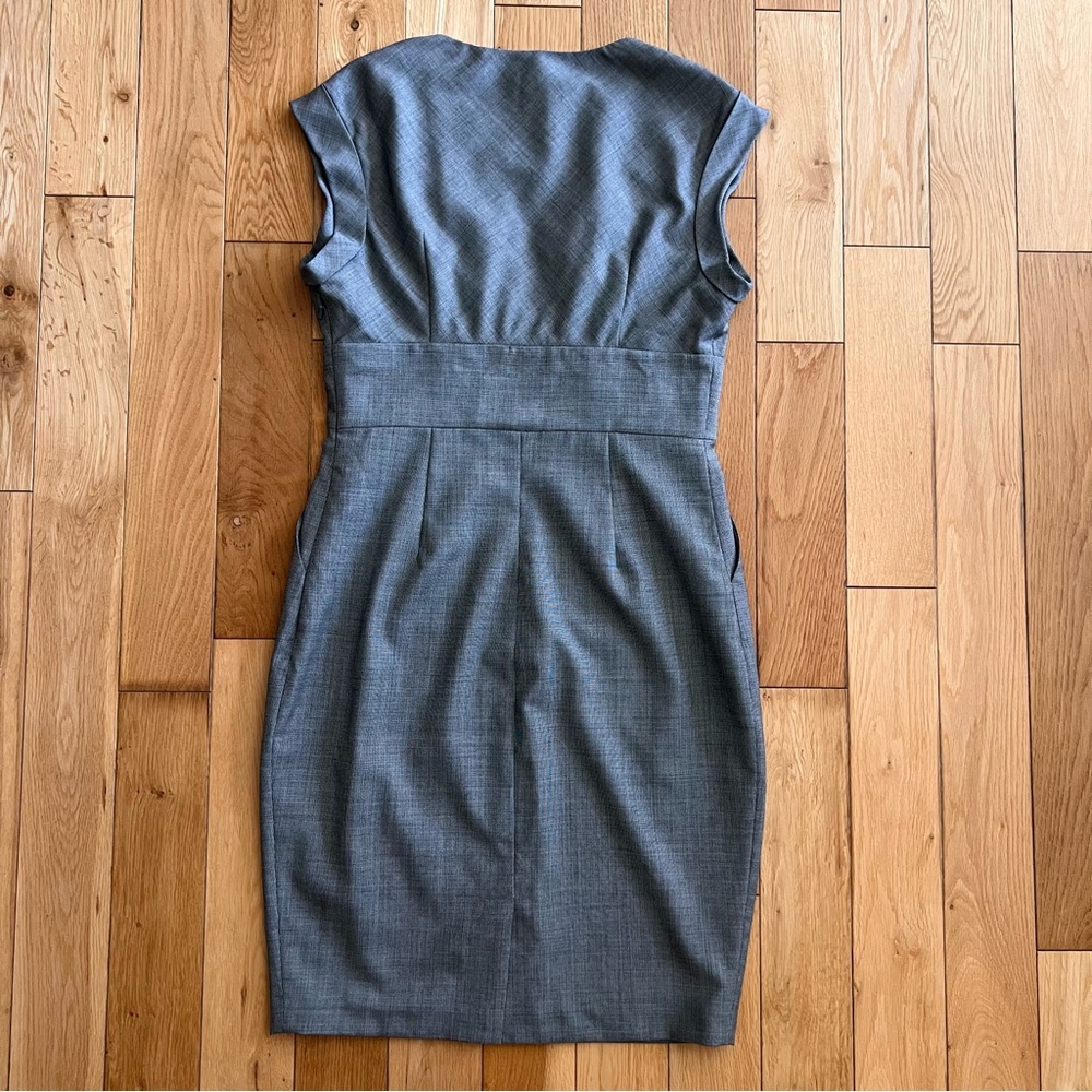 Ted Baker Women's Eliova Gray Wool Dogtooth Sleeveless V-Neck Dress Size 8 - Picture 13 of 13